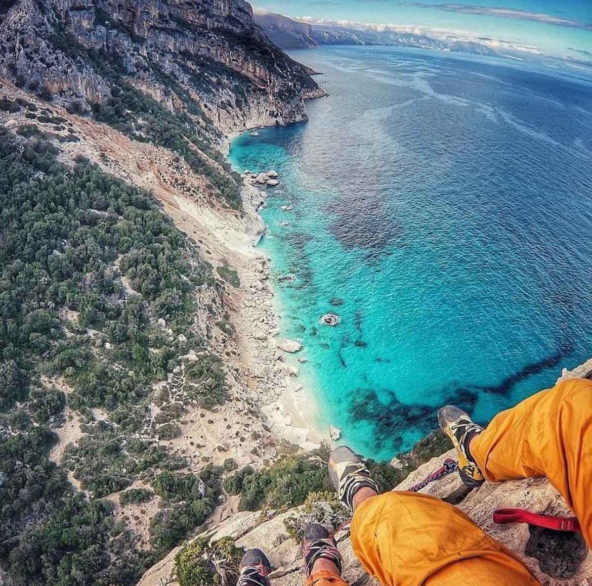 Le migliori cose da fare a Cala Gonone - Sport e avventure in mare 2 cala gonone trekking
